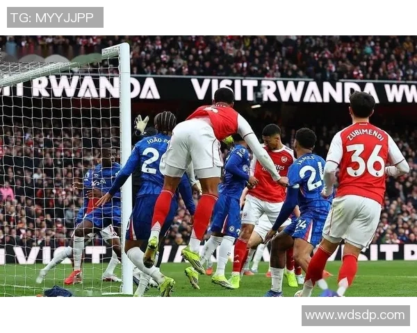 英超惊天逆转AC米兰狂胜曼城引发红牌争议全场沸腾