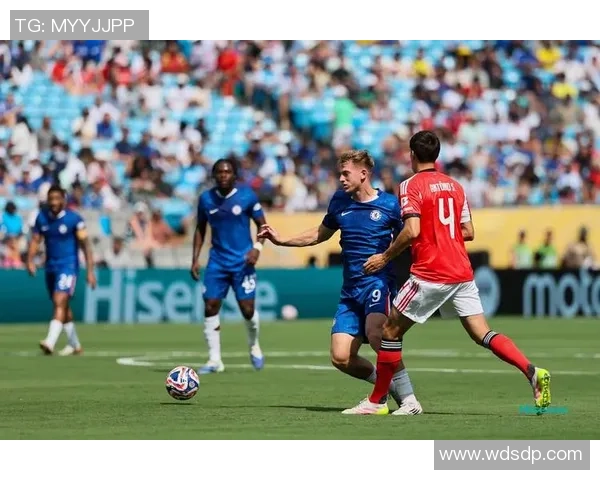 足总杯精彩对决本菲卡大胜里昂晋级点球大战引发全场热潮